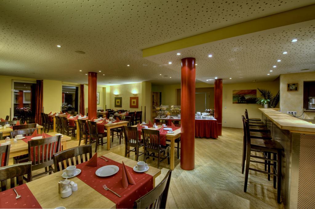 Hotel Bon Prix Fischenich Exteriör bild