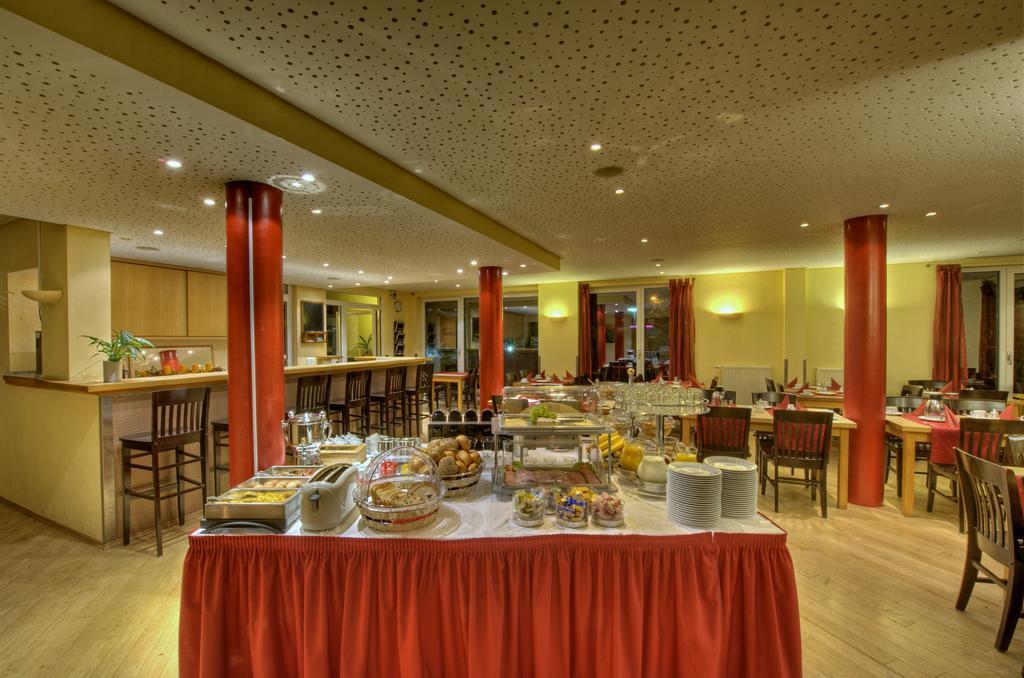 Hotel Bon Prix Fischenich Exteriör bild